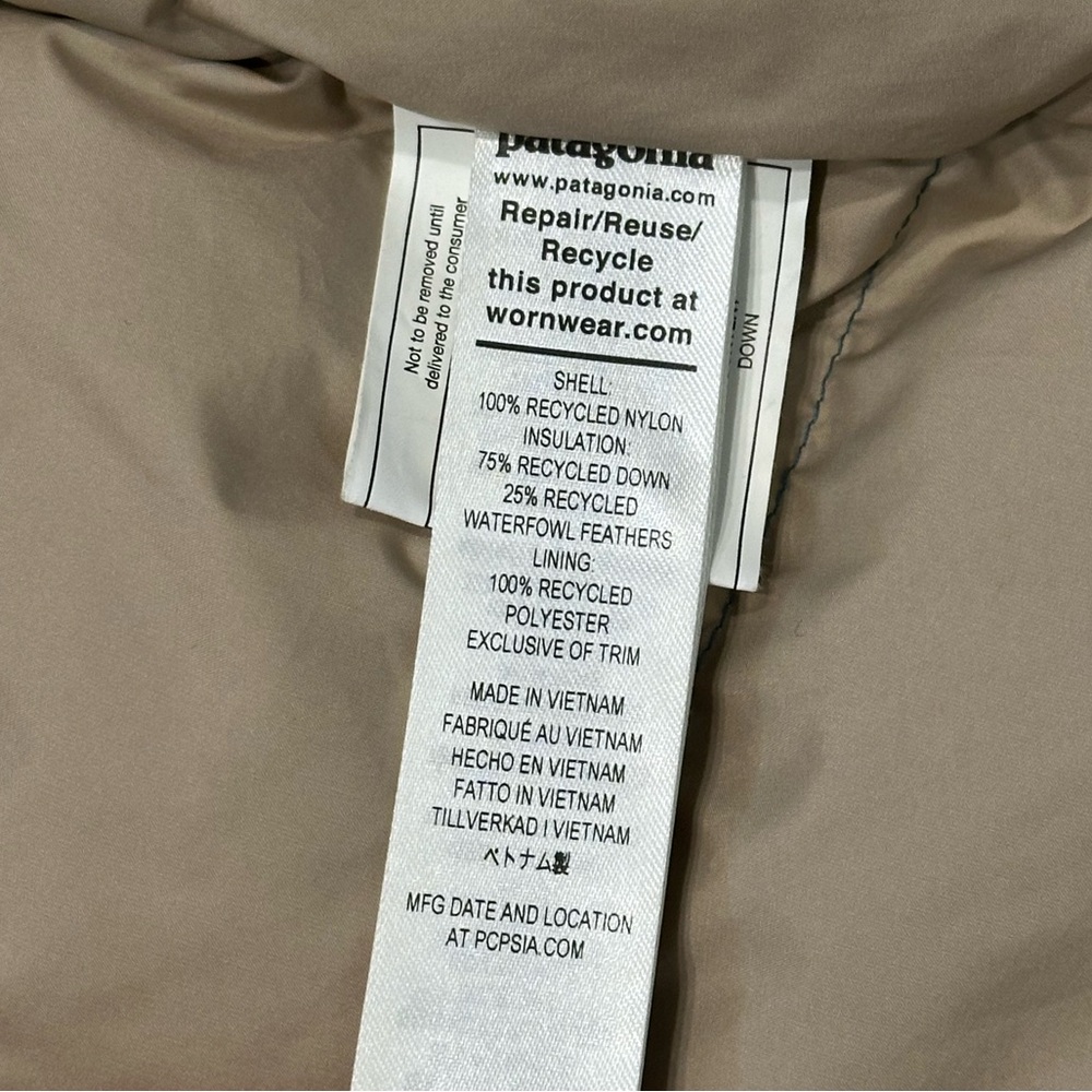 Patagonia Bivy Hooded Vest in Wavy Blue Size Medium - Picture 7 of 12